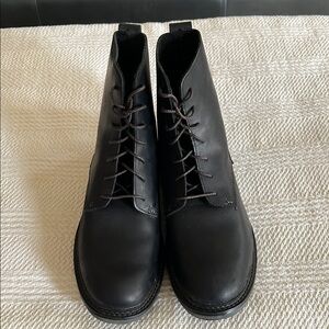 Timberland Mens Ankle Boots 5123A Tremont 6" Boot Black Leather, men's size 9.5